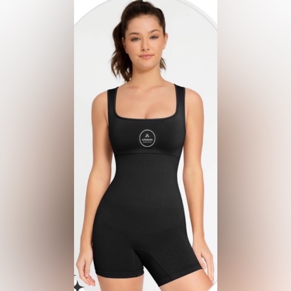 One Piece Shaping Romper - Picture 9 of 9